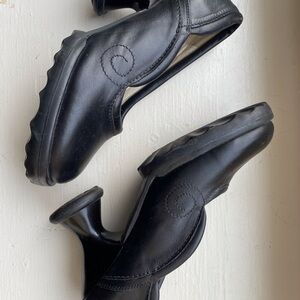 John Fluevog Black Heels Betty Boop/Kitten Style